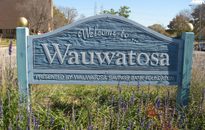 Wauwatosa_WI_Sign
